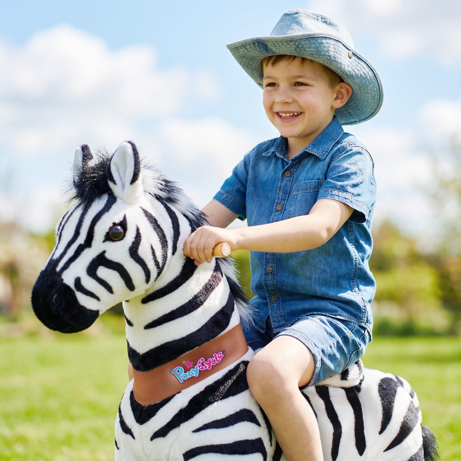 Model U Ride-On Animal Zebra Age 4-7