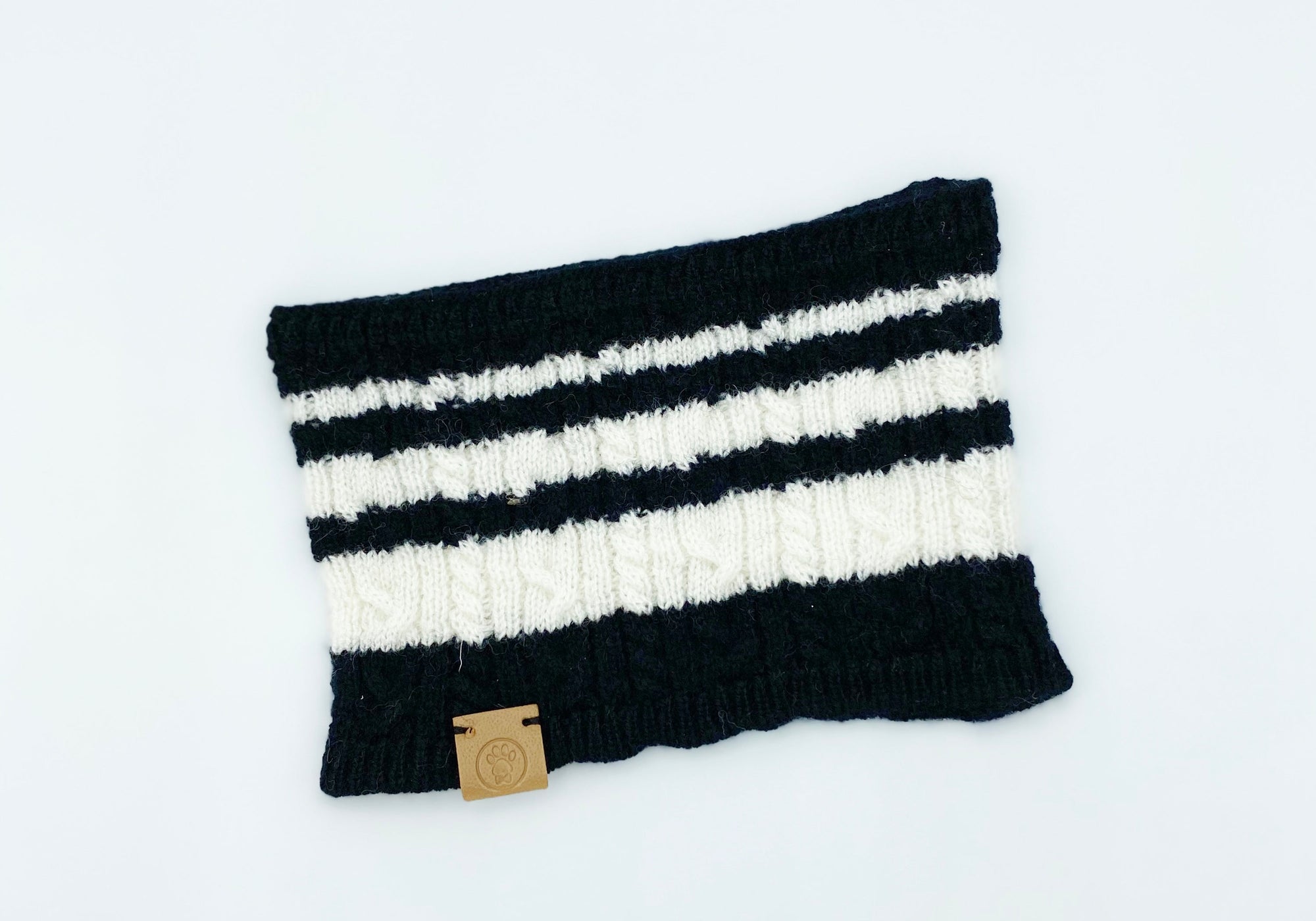 BESPOKE PAWS Cashmere Blend Scarf sets for Pets and their humans, Black and White - Wool Durable Adjustable Warm BANDANA